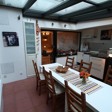 Christianes Gaestehaus デュッセルドルフ エクステリア 写真